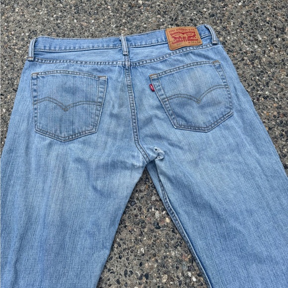 Distressed Levi’s 527 34x34 Jeans - Picture 6 of 8